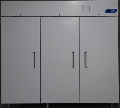 Occasion Evermed LR 2100 W/S driedeurs laboratorium koelkast