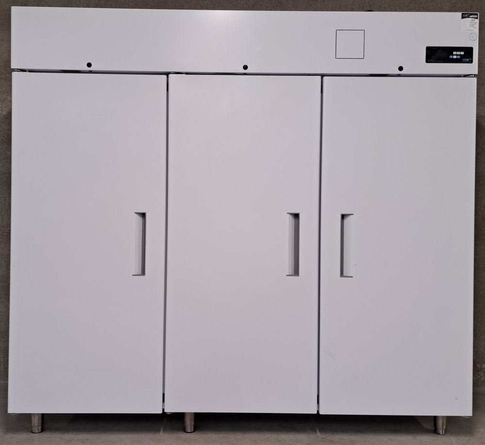 Occasion Evermed LF 2100 W/S driedeurs laboratorium vrieskast