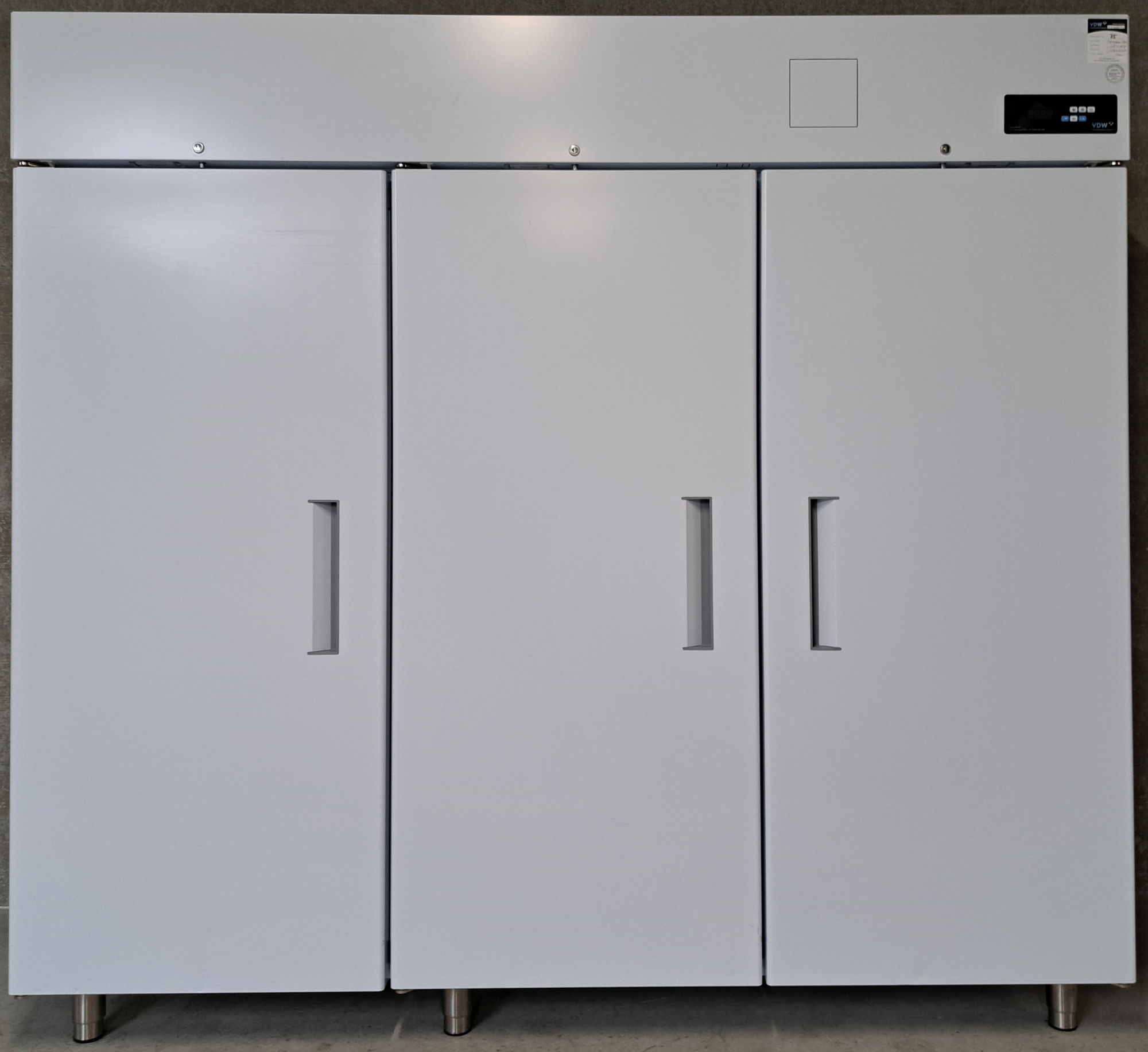 Occasion Evermed LF 2100 W driedeurs laboratorium vrieskast