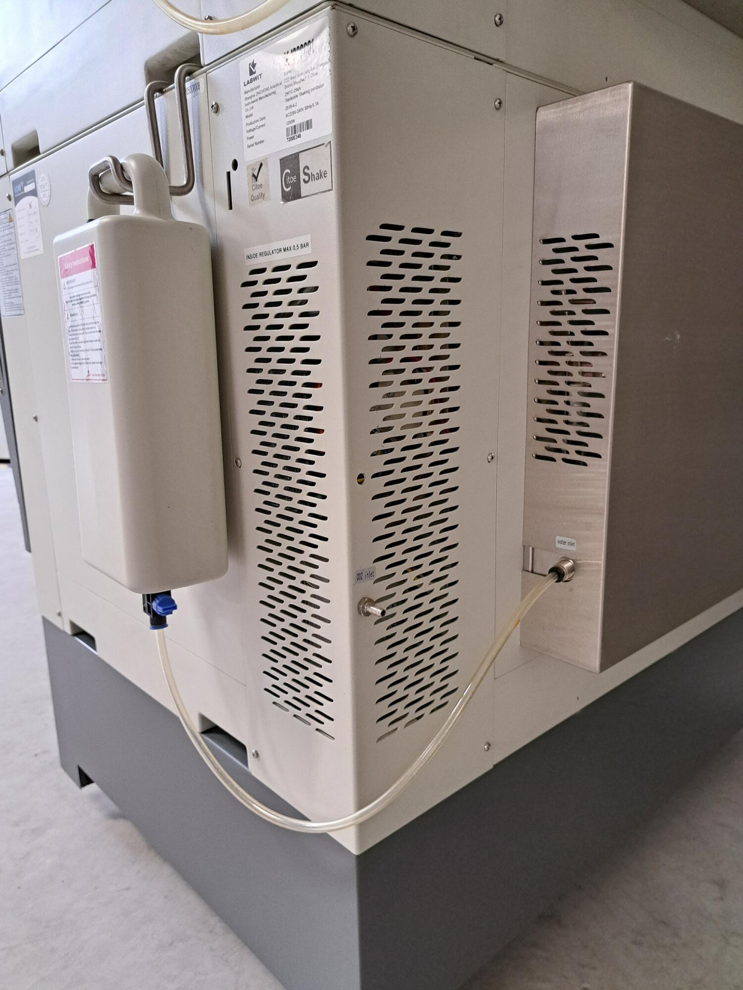 Occasion Labwit ZWYC-290A schudincubatoren