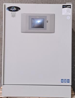 NuAire NU-5741 CO² / O² incubator met sterilisatiecyclus en RH regeling