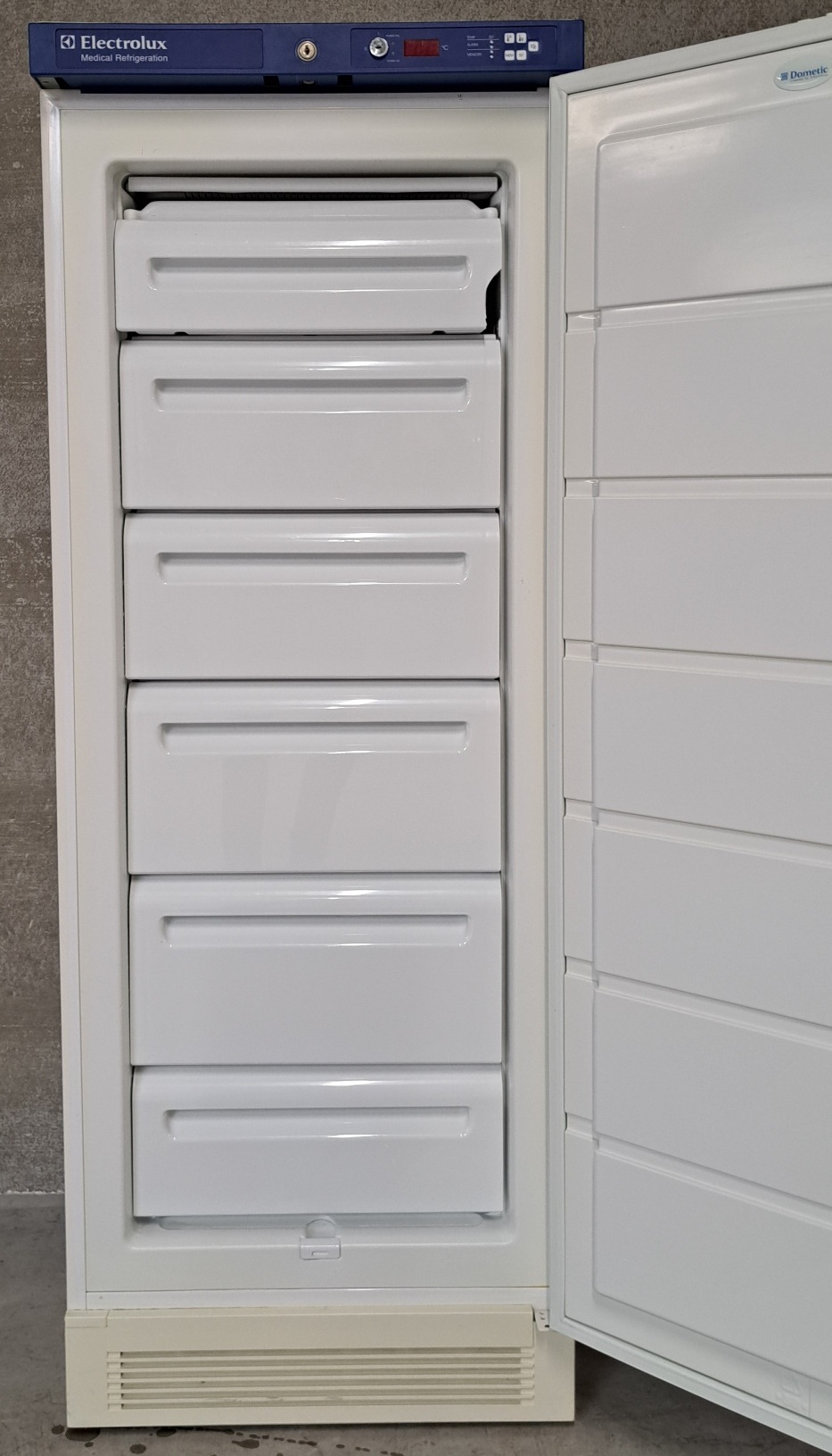 Occasion Dometic MF 280 bloedplasma vrieskast