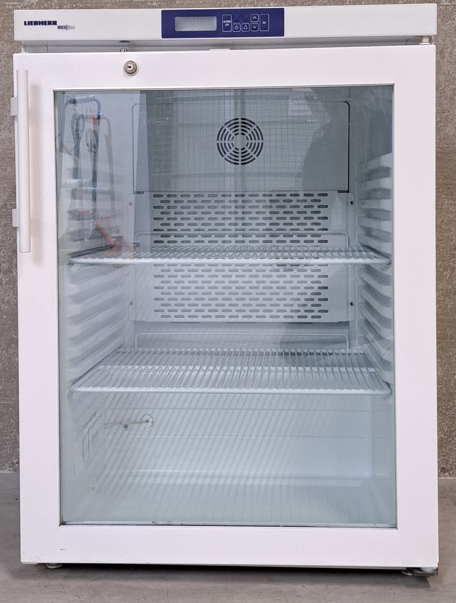 Occasion Liebherr MKUv 1613 tafelmodel medicijnkoelkast met glasdeur