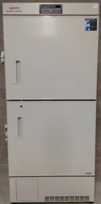 Occasion Sanyo MDF-U537 dubbeldeurs laboratorium vrieskast