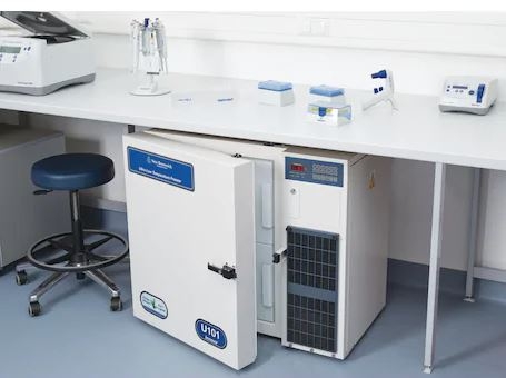 Eppendorf CryoCube F101h countertop -80°C vrieskast